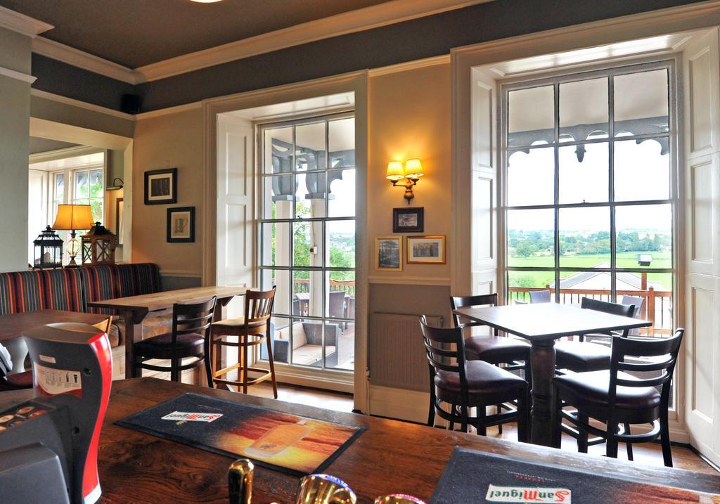 Royal Hotel By Greene King Inns Ross-on-Wye Екстериор снимка