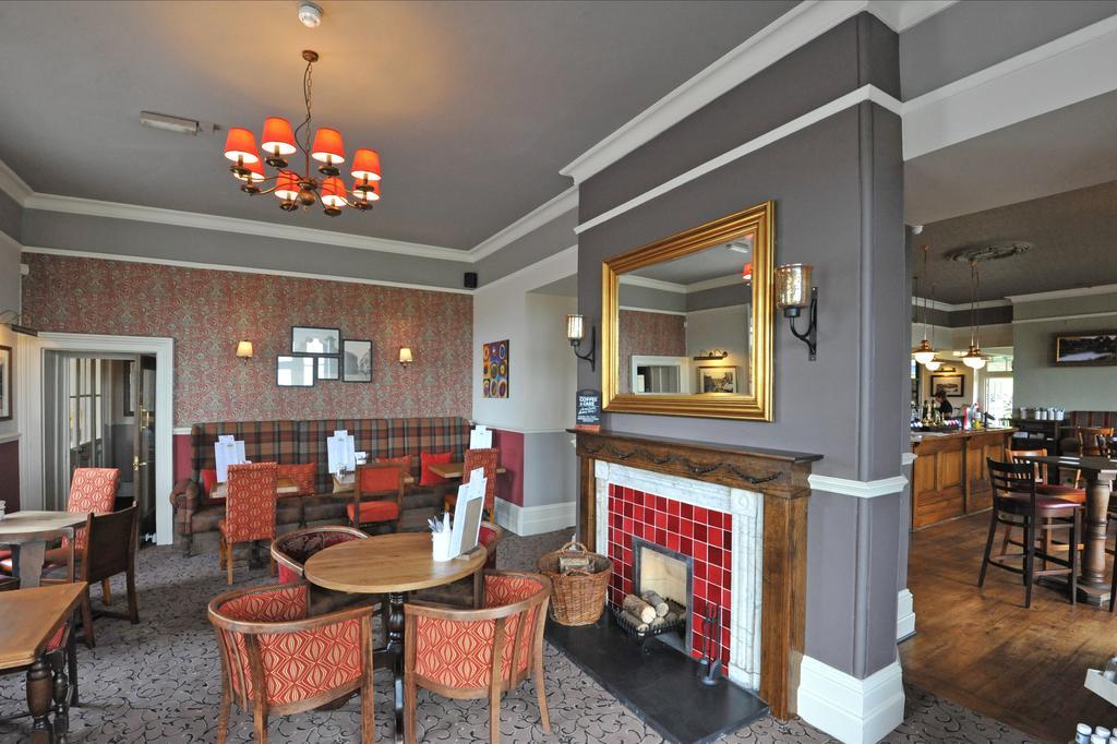 Royal Hotel By Greene King Inns Ross-on-Wye Екстериор снимка